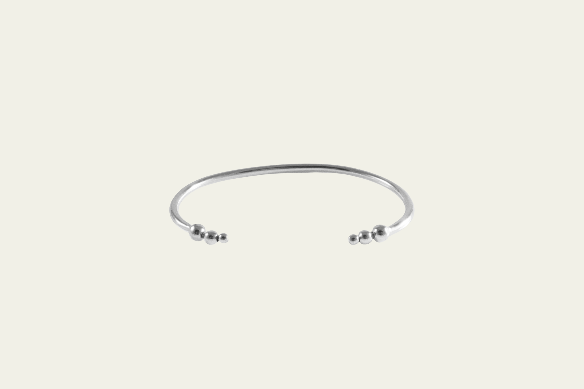 Mina Bangle